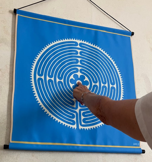 Tenture murale labyrinthe Chartres bleu géométrie sacrée avec attache incluse